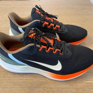 Nike Winflo 9 Style DX6040-071 Black Alabaster, Coconut Milk - Men's 10.5